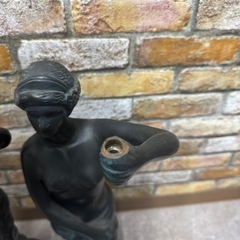 オブジェ 2体 重いの画像