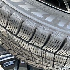 235/45/18  LEONIS　4本セットの画像