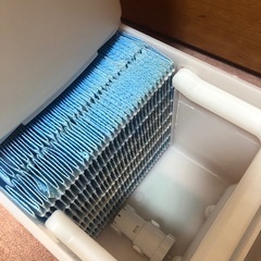 シャープ　加熱気化式加湿器　2019年製　HV-H55の画像