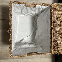 ZARAHOMEかご
の画像