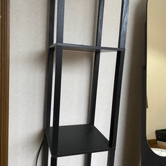 間接照明付きインテリアの画像