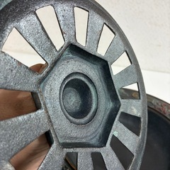 ⭐️大人気❗️レトロ⭐️ 御所車 車輪型 灰皿 の画像