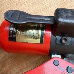 【実作業確認済・整備済】IZUMI 泉精器 油圧式圧着工具 9H-2 ダイス付きの画像