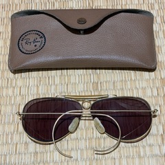 Rayban サングラスケース付きの画像