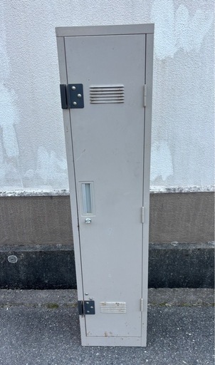 値下げ》鍵付き ガンロッカー メーカー不明 【サイズ】約25×31.5高さ 