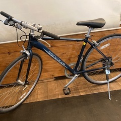 【PROGEAR前後タイヤ・チューブ新品！】アルミフレーム　7段変速　700×28c クロスバイク　ネイビーブルーの画像