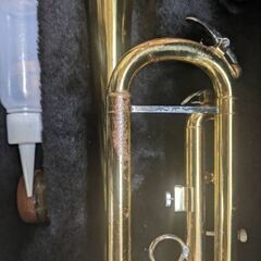 マックストーン　トランペット　（修理必要）の画像