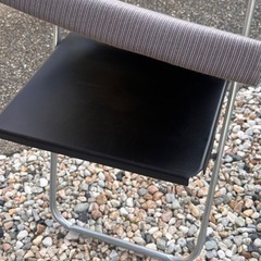 【IKEA】軽量 折り畳み イス  2脚セットの画像