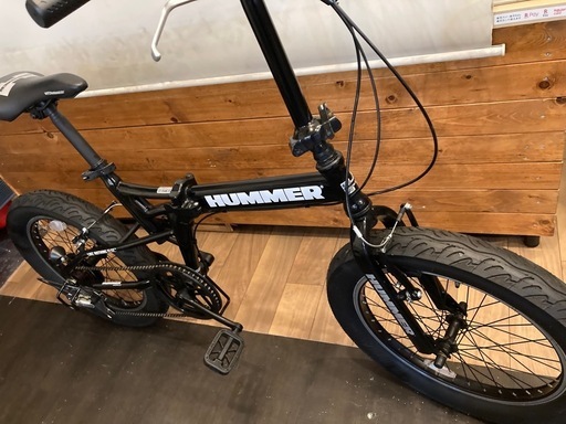 年末SALE！防犯登録無料！極太タイヤ【HUMMERチェーン新品！】6段変速　20インチ折りたたみファットバイク　ブラック