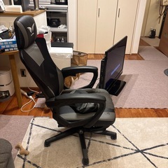 ゲーミングチェアの画像