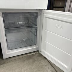 冷蔵庫探すなら「リサイクルR」❕ガラストップドア❕ゲート付き軽トラ”無料貸出❕購入後取り置きにも対応 ❕R5293の画像