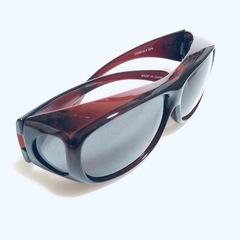 【急募‼️】コールマン★メガネの上からかけられる偏光サングラス ★オーバーグラスの画像