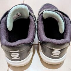 【試履き可】ニューバランス　ジュニアテニスシューズ　21.5インチの画像