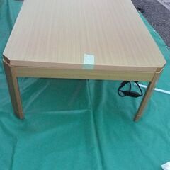中古家具調　こたつ　１２００×８００サイズです　綺麗ですが多少傷等有りますの画像