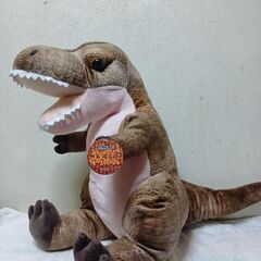 恐竜　ティラノサウルスぬいぐるみ＆動く恐竜おもちゃの画像