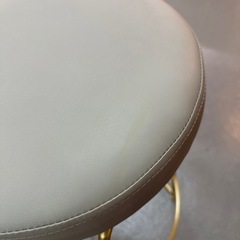 スツールの画像