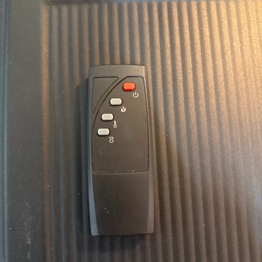 暖炉型ファンヒーター　ブラック
