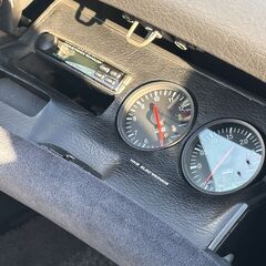 ローンは毎月31,900円～　日産　フェアレディZ　バージョンSツインターボ　Tバールーフ　ＨＫＳＥＶＣブースト ４点式シートベルト☆ブローオフバルブ ＴＥＩＮ車高調☆マナレイスポーツＭＳ－６ハイパー１８インチＡＷ☆マフラー温度計 ブースト圧計 トラストマフラー エアロの画像