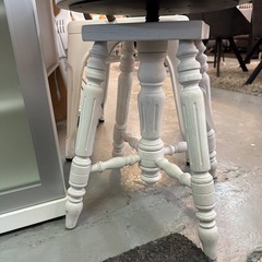 アンティークスツール　座面回転式の画像