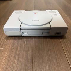 SONY PlayStation SCPH-7000 本体 メモリーカード付きの画像