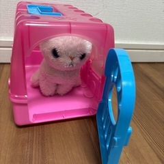 【おもちゃまとめ売り】ねこ　ネコ　ぬいぐるみ　小屋付きの画像