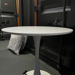 美品🌟丸テーブル カフェテーブルの画像
