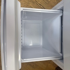 ジモティー特別価格🉐Hisense製★２ドア冷蔵庫★20年製★6ヶ月間保証付きの画像