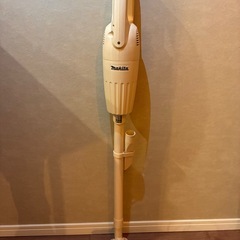 ポータブル掃除機(MAKITA製)の画像