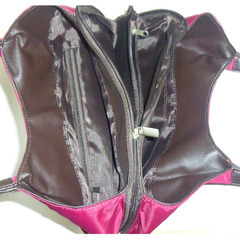 多機能 収納8か所 トートバッグ エンジ色の画像