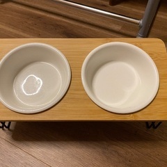ペット食器(引き取り限定)の画像
