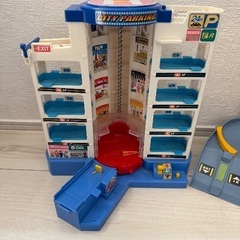 トミカ　駐車場・高速道路セットの画像