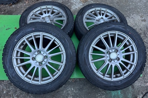 205 55 R16スタッドレスタイヤ ダンロップ