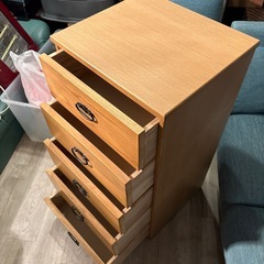 木製５段タンスの画像