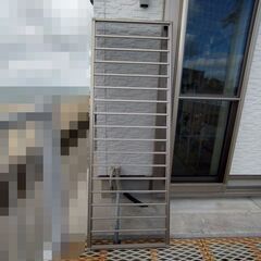 ほぼ新品状態  LIXIL リクシル ガゼリアN 網付格子 勝手口などの外付用格子網戸の画像