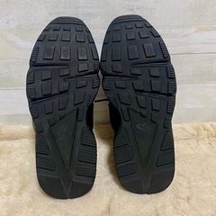 NIKE AIR HUARACHEエアハラチ 黒 ブラック 24.5cmの画像