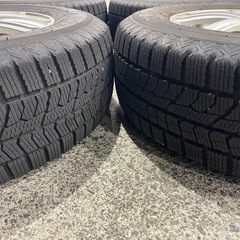 185/70R14 スタッドレスホイールセット TOYO 22年製バリ溝の画像