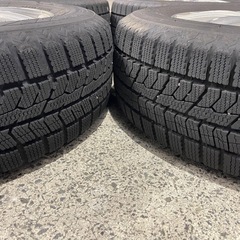185/70R14 スタッドレスホイールセット TOYO 22年製バリ溝の画像