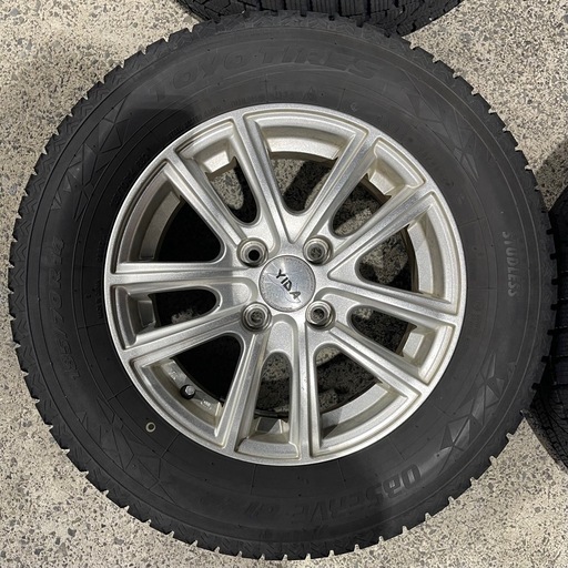 売れました】185/70R14 スタッドレスホイールセット TOYO 22年製バリ溝 