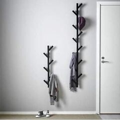 イケア TJUSIG ブラック 4本セット 天然杢無垢材 シンプルデザイン収納ラック ハンガーラック IKEA シューシグ 服吊り 完成品の画像