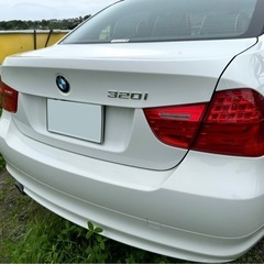 BMW 3シリーズ 320i 6速マニュアル 車検付き 分割可能(要相談)の画像