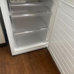 リサイクルショップどりーむ天保山店　No4130 大きめ2ドア冷蔵庫　２７５L　AQUA　2016年製　動作確認OK🎵の画像