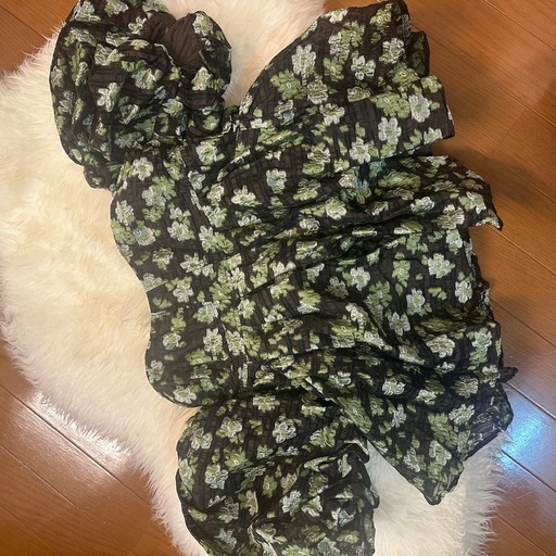 LILY BROWN バルーンスリーブ ジャガード ペプラム シモーネロシャ