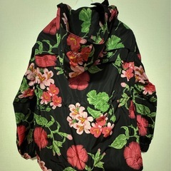 モンクレール春秋ジャケットの画像