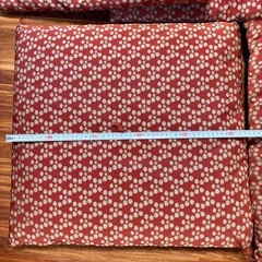 座布団　和柄　赤色　5枚まとめの画像