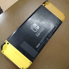 リユースのサカイ浦和店 【G010】ニンテンドースイッチ ピカチュウイーブイエディション HAC-001の画像