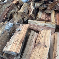 杉薪、軽トラあおり高さ2台近い量価格5000円の画像