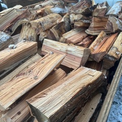杉薪、軽トラあおり高さ2台近い量価格5000円の画像