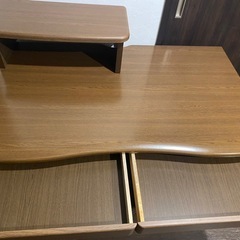 美品　木製デスク 台付き ブラウン シンプルデザインの画像
