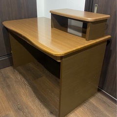 美品　木製デスク 台付き ブラウン シンプルデザインの画像