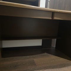 美品　木製デスク 台付き ブラウン シンプルデザインの画像